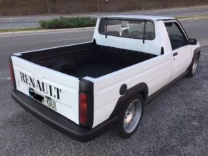 Renault Extra Pick Up Conversion
