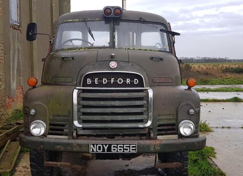 classic bedford pick up (9)