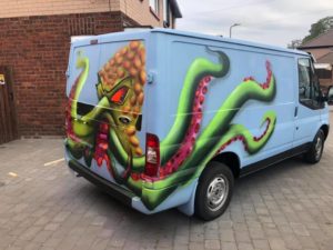 Spray Painting a Transit Van – Graffiti Art